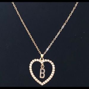 PENDANT NECKLACES
